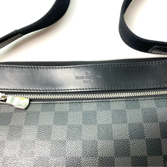LV Mick PM messenger bag - Picture 3 of 14